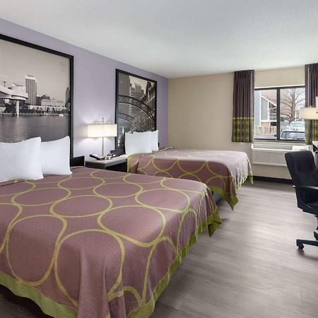 Super 8 By Wyndham Copley Akron Exterior photo
