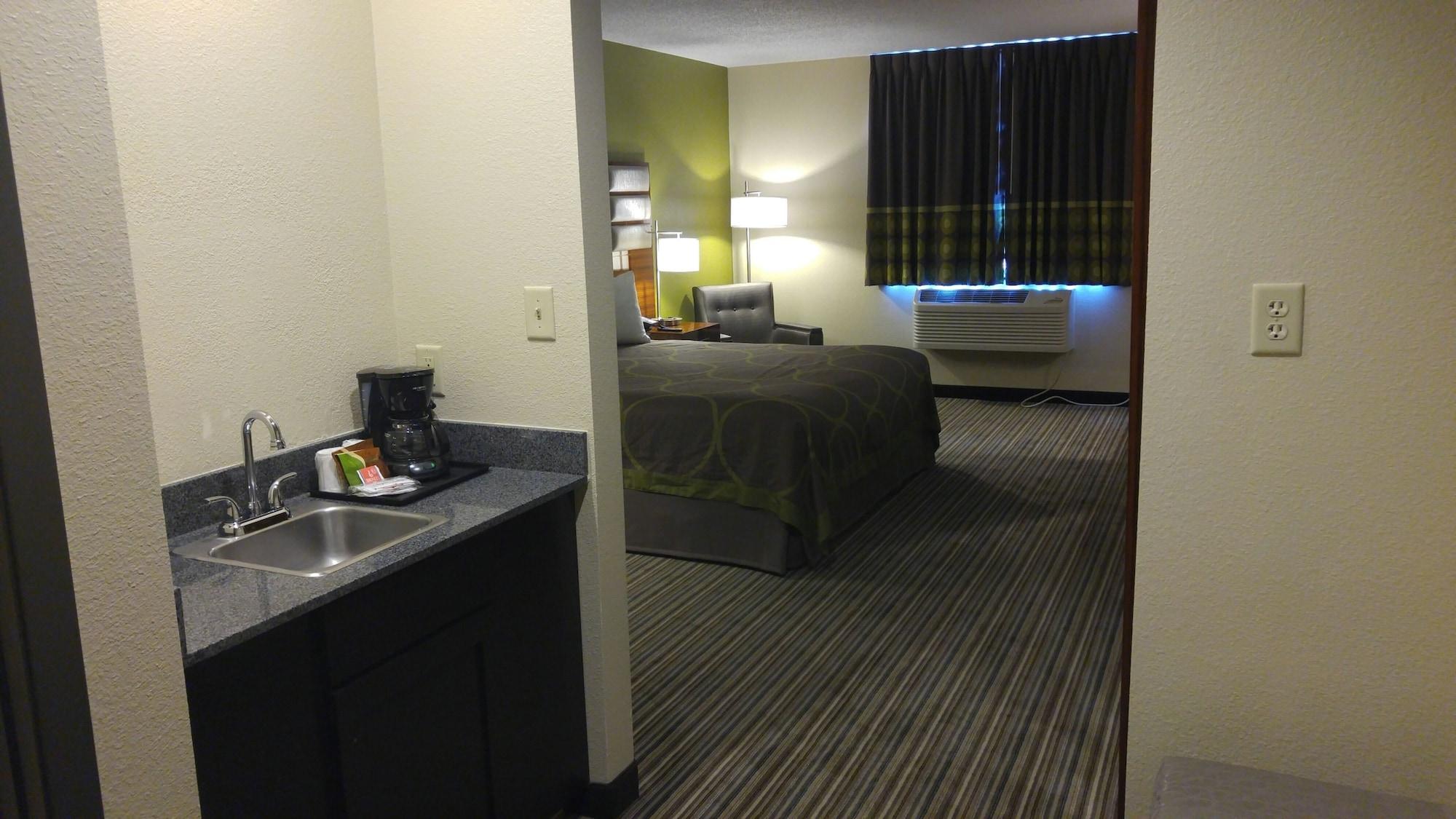 Super 8 By Wyndham Copley Akron Exterior photo