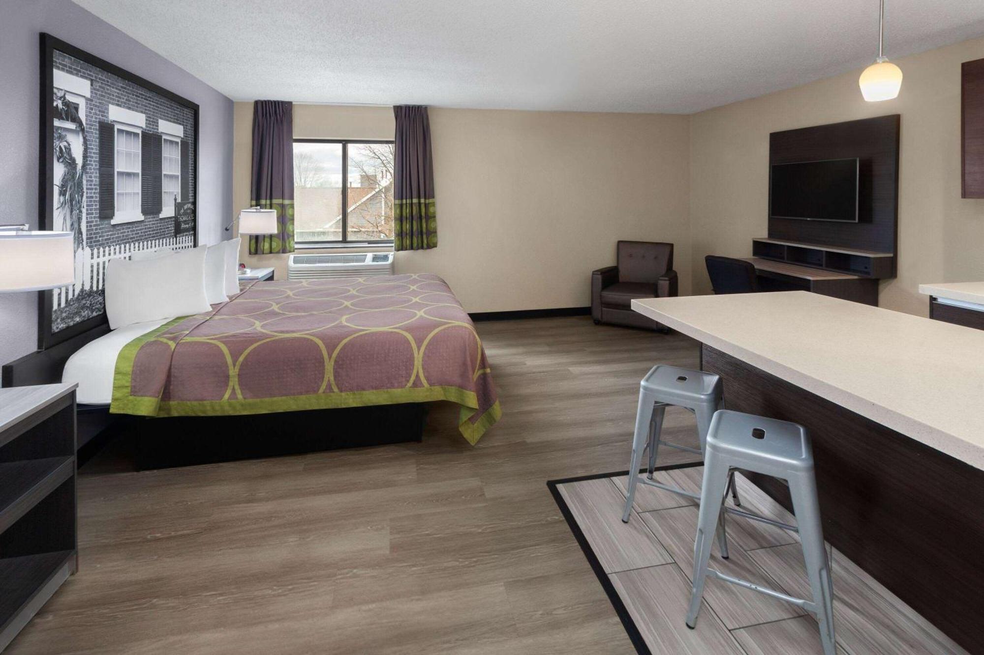 Super 8 By Wyndham Copley Akron Exterior photo